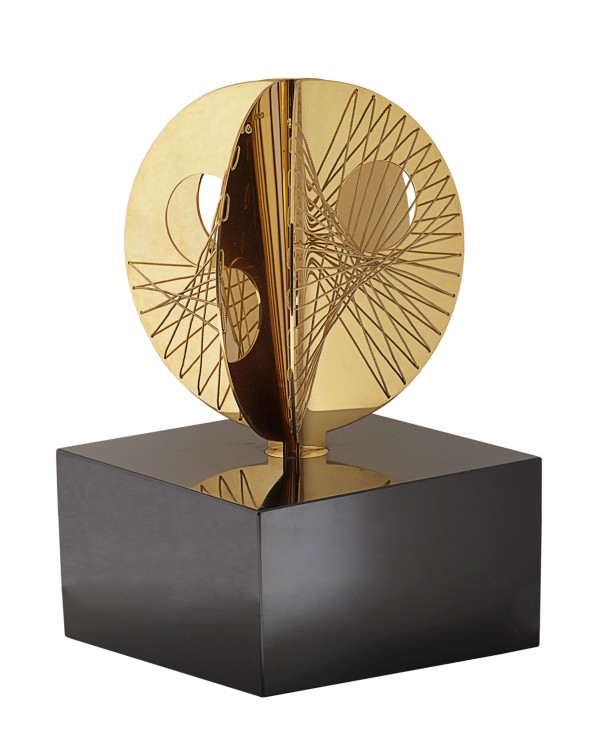 Dame Barbara Hepworth - Three curves with strings (Gold Mincarlo)
