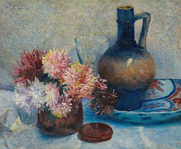 Pichet et bouquet de dahlias