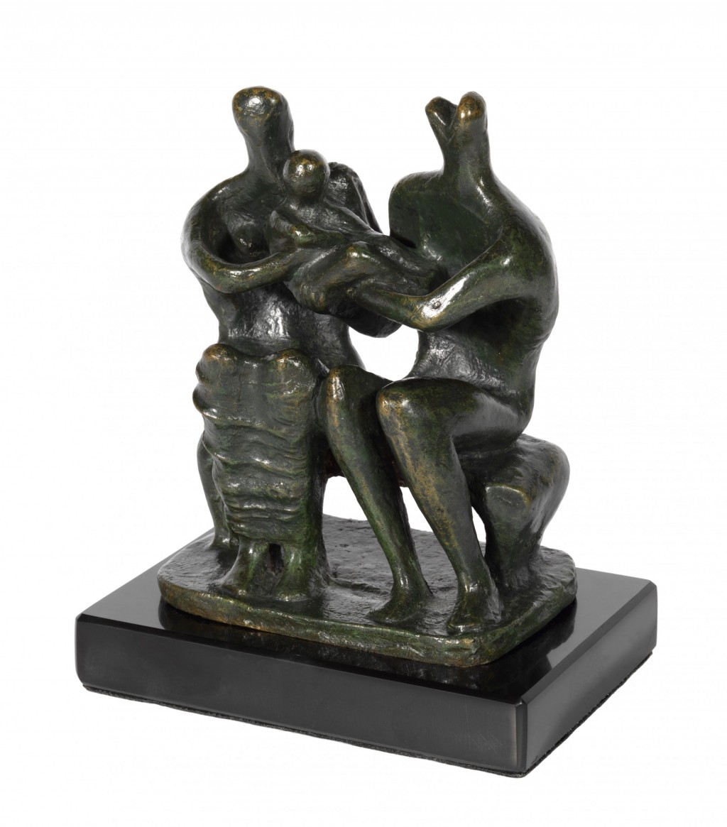 Henry Moore - Family group - Richard Green
