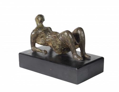 Henry Moore - Maquette for Draped reclining figure